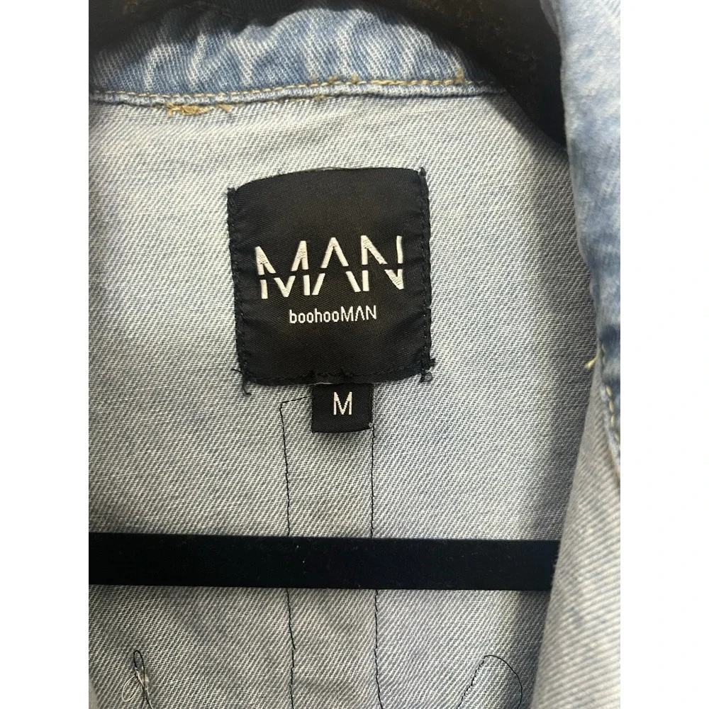 Boohoo Man Embroidered Meditate Varsity Light Wash Denim Jacket Size M